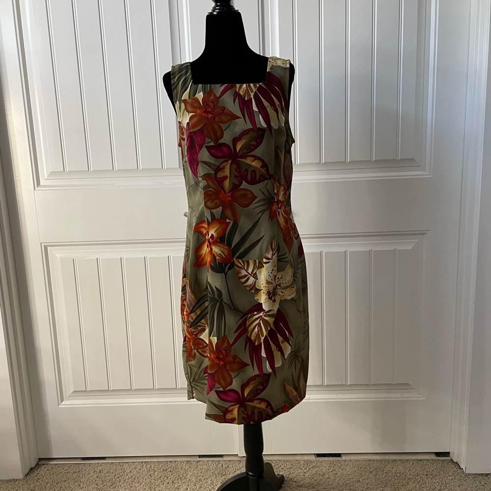 Kathy Ireland flower dress